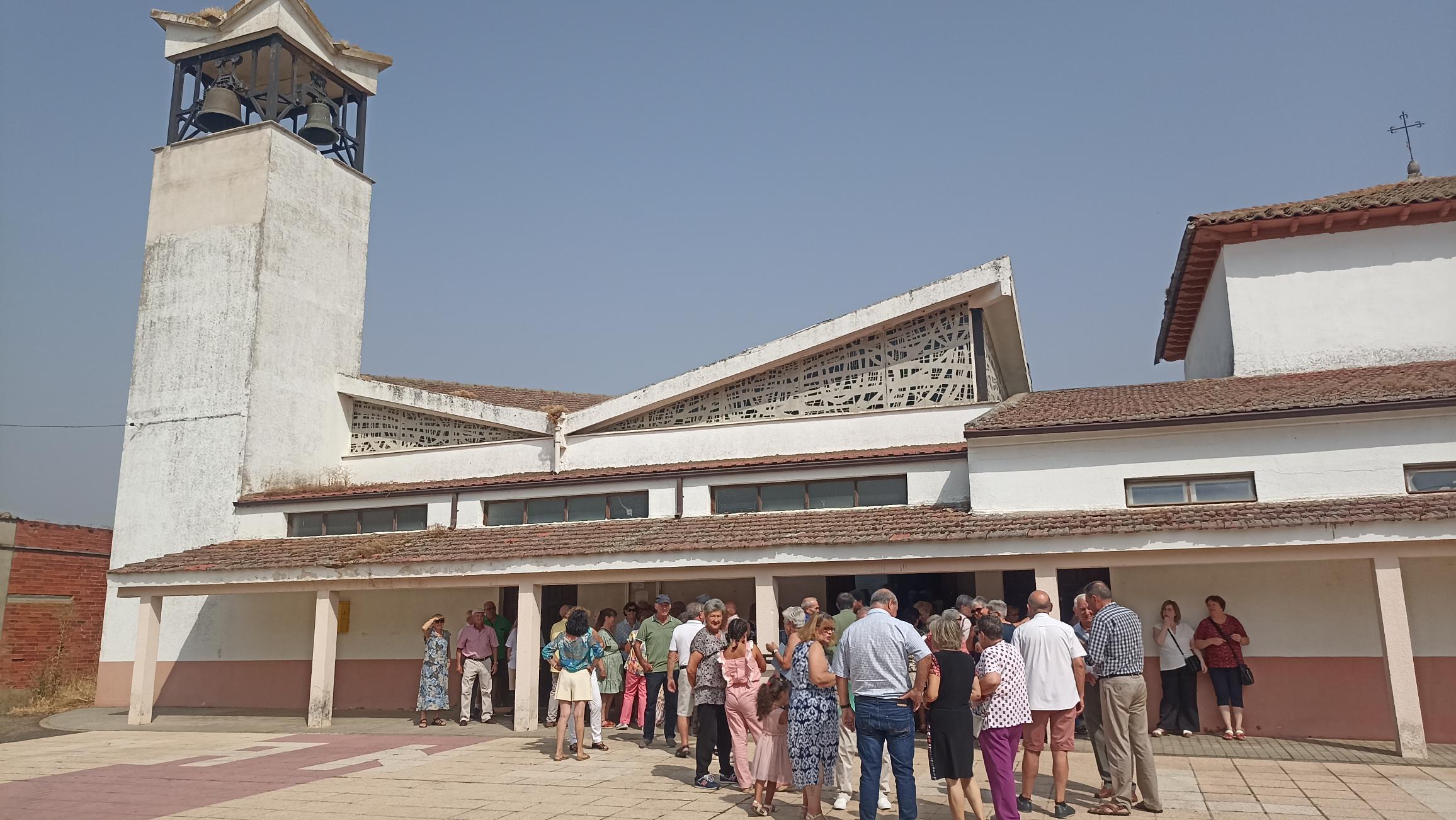 Mansilla del Páramo (León) y Hombres Nuevos (Bolivia) recuerdan con emoción a Nicolás Castellanos Franco con una eucaristía por su eterno descanso