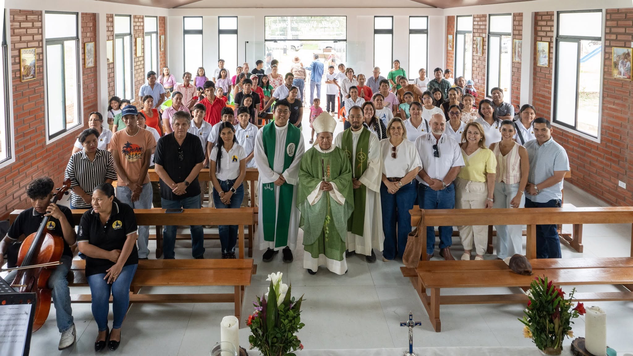 Inauguración y bendición de la capilla “Virgen de Cotoca” en la comunidad Las Maras