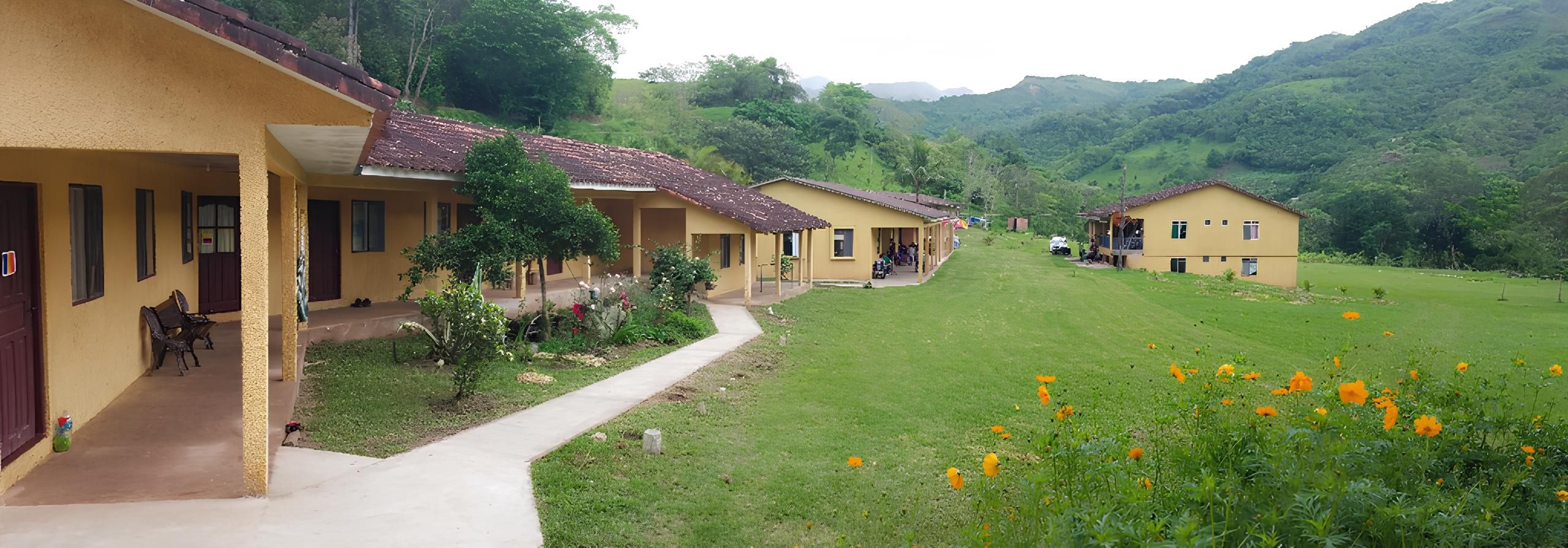 Mejora del acceso al agua potable para la inclusión social de personas con discapacidad en el Albergue AMe, en la localidad de Lajas, Bolivia.